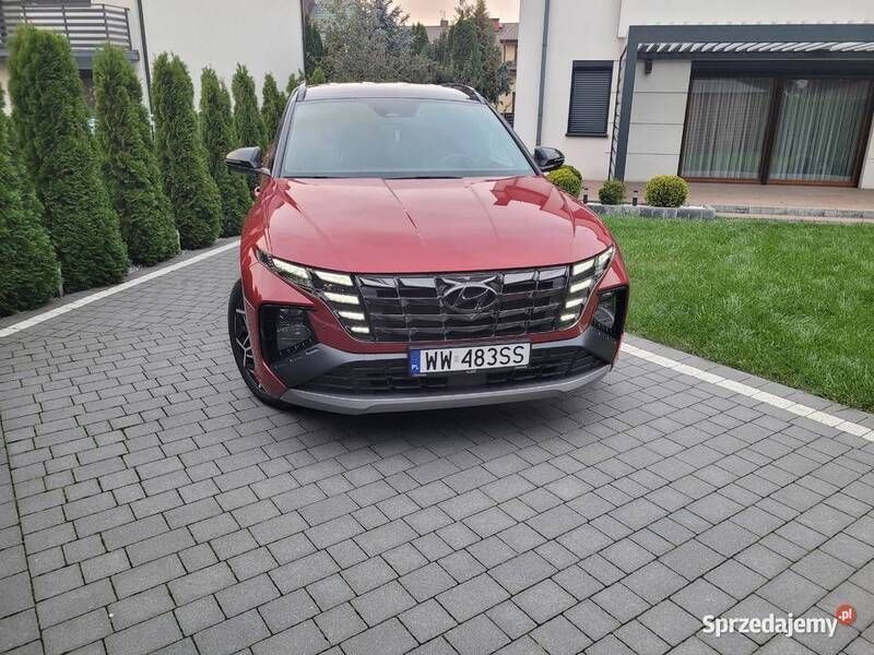 Bordowy Używany 2021 Hyundai Tucson N Line SUV | 125 900 zł (Uczciwa cena) - Obraz 1/4