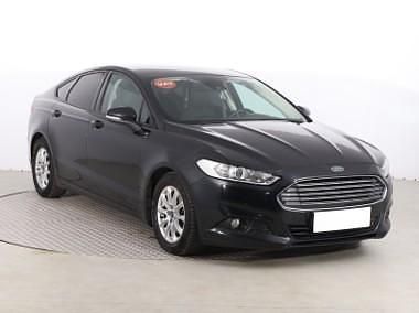 Używany Ford Mondeo 150 KM (110 kW) 2015 Czarny Hatchback