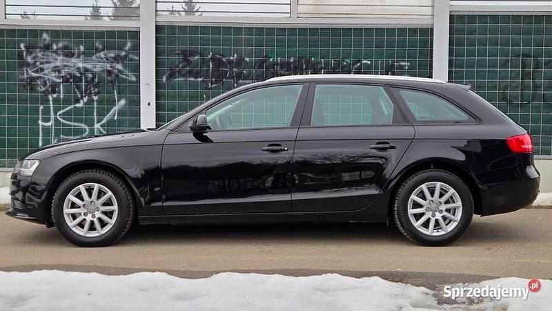 Używany Audi A4 Ambiente 2013 Czarny Kombi