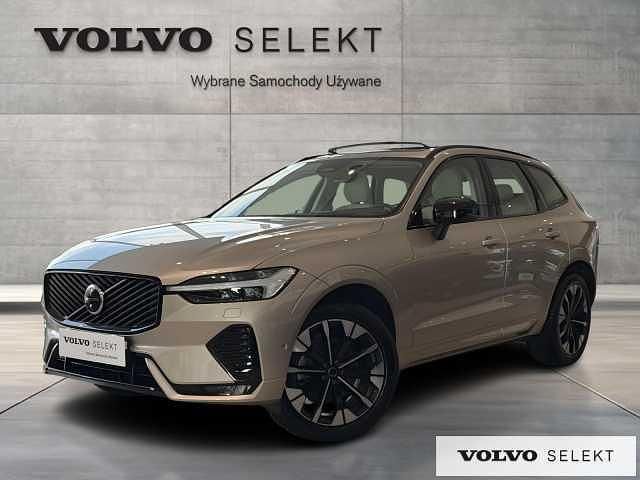 Używany Volvo XC60 250 KM (183 kW) 2026 Szary SUV
