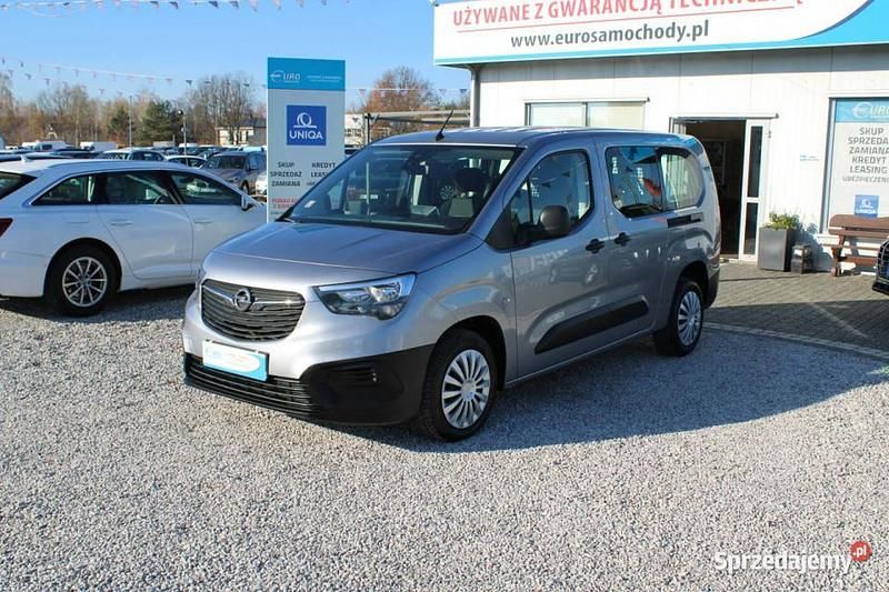Szary Używany 2022 Opel Combo Life Enjoy Kombi | 67 900 zł (Uczciwa cena) - Obraz 1/4