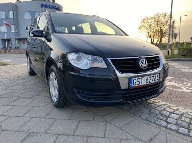 Czarny Używany 2007 VW Touran Minivan | 19 999 zł (Drogi) - Obraz 1/4