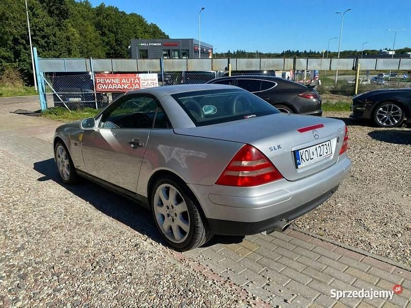 Czarny Używany 1998 Mercedes SLK200 Kabriolet | 14 999 zł - Obraz 1/4
