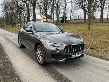 Używany Maserati Levante 430 KM (316 kW) 2017 Szary SUV