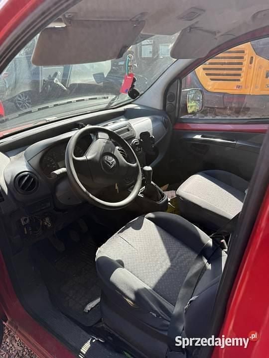 Czerwony Używany 2008 Citroën Nemo Minivan | 5500 zł - Obraz 1/4