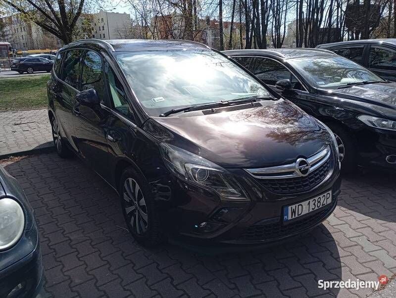Używany Opel Zafira 140 KM (102 kW) 2016 Brązowy Minivan