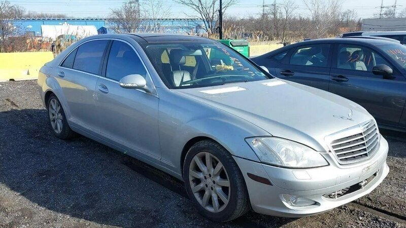 Srebrny (metalik) Używany 2008 Mercedes 380 Sedan/Limuzyna | 26 800 zł - Obraz 1/4