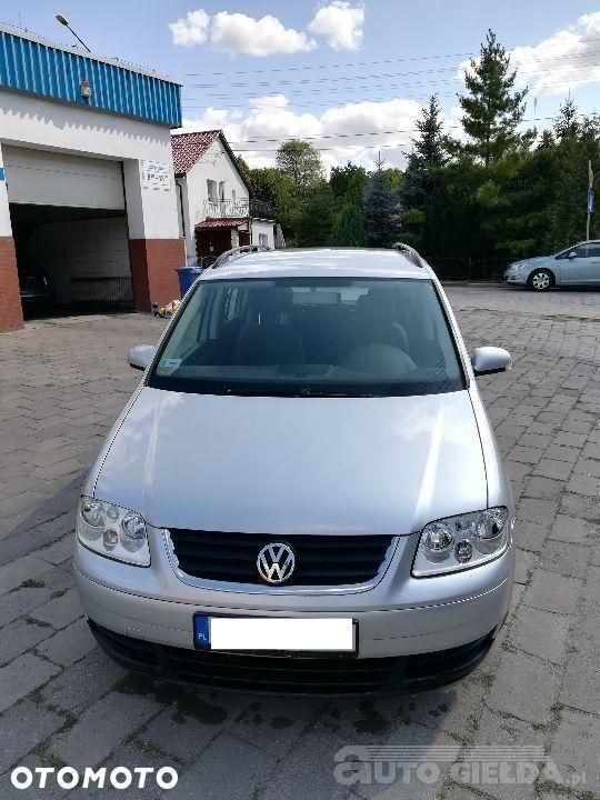 Sprzedany Vw Touran Opony Letnie Ziomo Używany 2005 Km 237 000 W