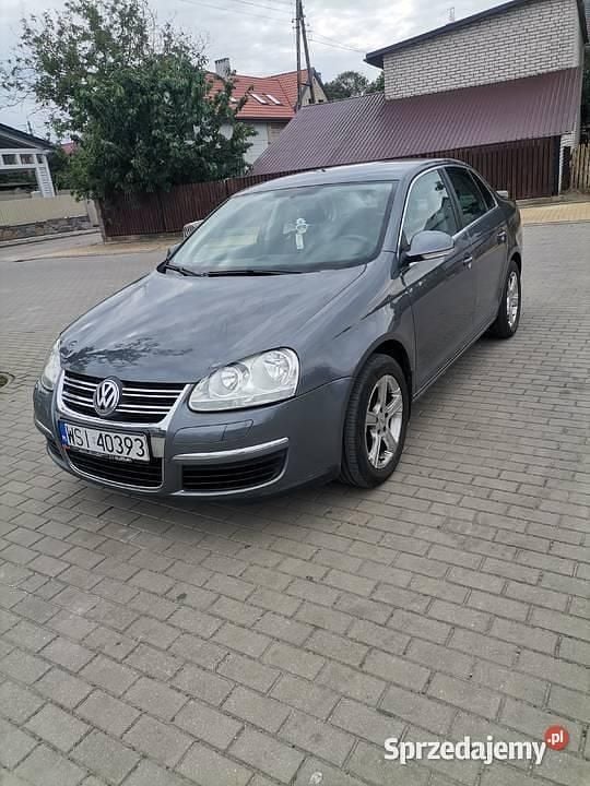 Używany 2010 VW Jetta | 11 900 zł (Dobra cena) - Obraz 1/4