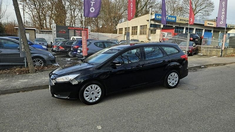 Używany Ford Focus 101 KM (74 kW) 2016 Czarny Kombi