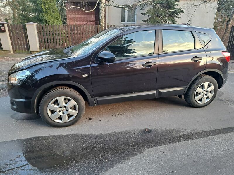 Inny kolor Używany 2011 Nissan Qashqai SUV | 42 000 zł (Dość drogi) - Obraz 1/4