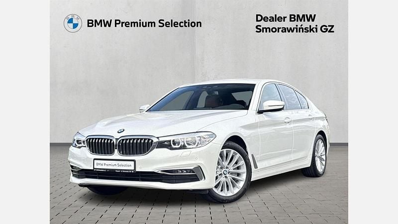 Alpine white 3 Używany 2019 BMW 518 Luxury Line Sedan/Limuzyna | 139 700 zł (Uczciwa cena) - Obraz 1/3