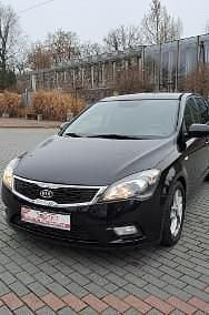 Używany Kia Ceed 90 KM (66 kW) 2011 Czarny Hatchback