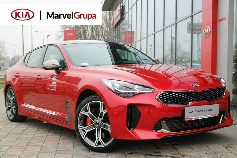 Czerwony (metalik) Używany 2018 Kia Stinger 2 Sedan/Limuzyna | 219 900 zł - Obraz 1/1