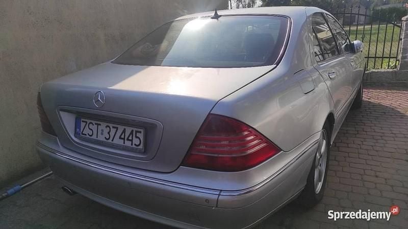 Używany 2003 Mercedes 220 Sedan/Limuzyna | 14 000 zł - Obraz 1/2