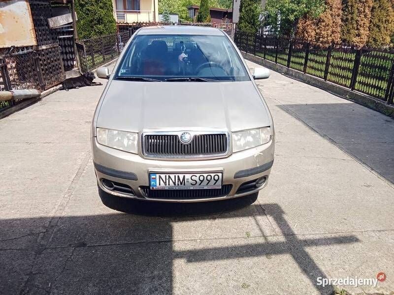 Używany Skoda Fabia 64 KM (47 kW) 2005 Beżowy Hatchback