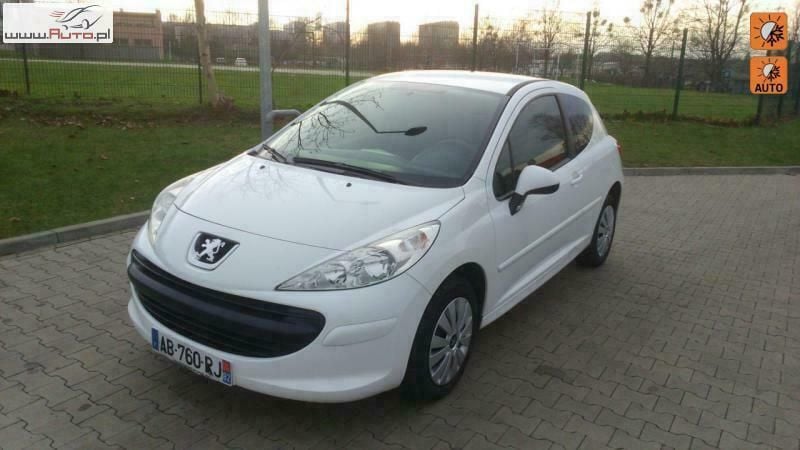 Używany Peugeot 207 144 KM (105 kW) 2009 Biały Hatchback