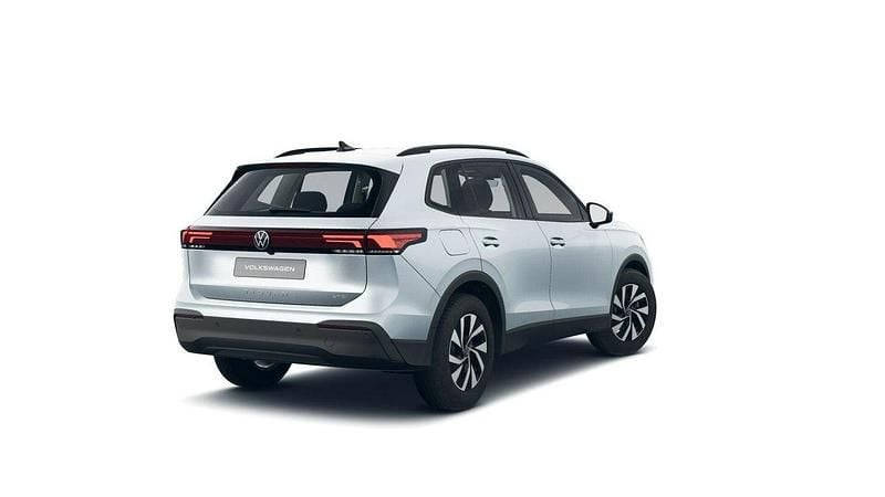 Nowe VW Tiguan 131 KM (96 kW) 2025 Srebrny (metalik) SUV
