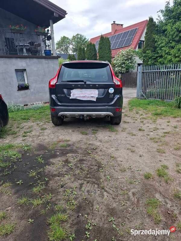 Grafitowy Używany 2012 Volvo XC60 SUV | 34 900 zł - Obraz 1/4