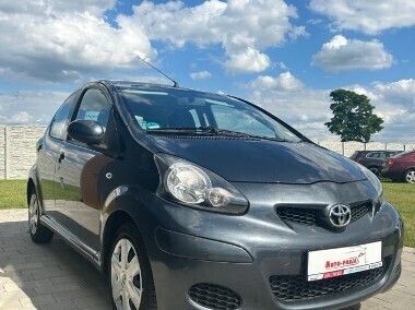 Inny kolor Używany 2012 Toyota Aygo Hatchback | 17 900 zł (Drogi) - Obraz 1/4