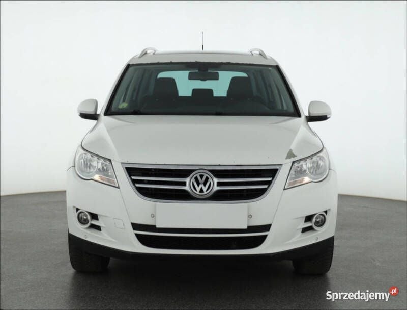 Biały Używany 2011 VW Tiguan SUV | 28 499 zł (Uczciwa cena) - Obraz 1/4