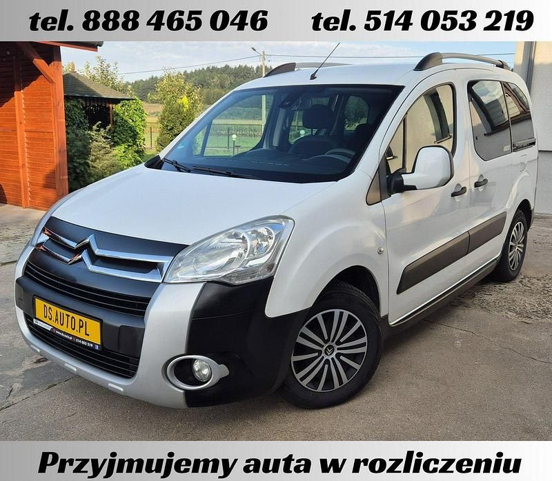 Używany Citroën Berlingo 90 KM (66 kW) 2012 Biały Minivan