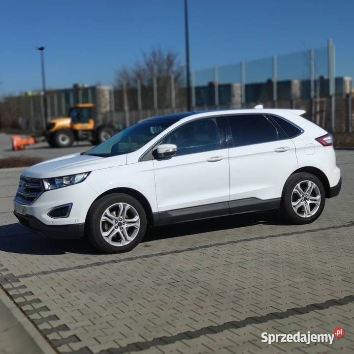 Biały Używany 2016 Ford Edge Titanium SUV | 64 500 zł (Dobra cena) - Obraz 1/4