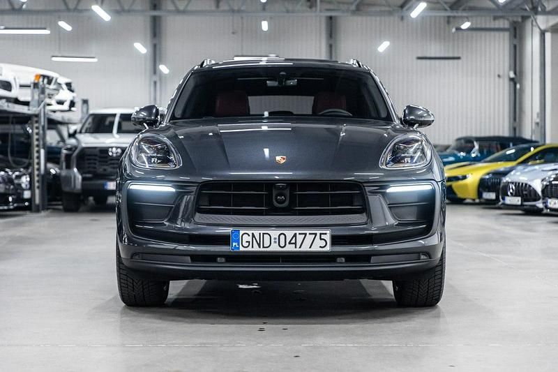 Używany Porsche Macan Sport 265 KM (194 kW) 2024 Czarny SUV