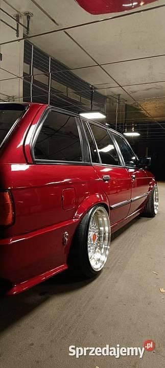 Wiśniowy Używany 1989 BMW 325 Kombi | 48 000 zł - Obraz 1/4