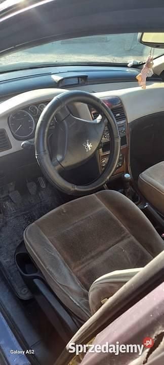 Używany Peugeot 307 2001 Fioletowy Hatchback