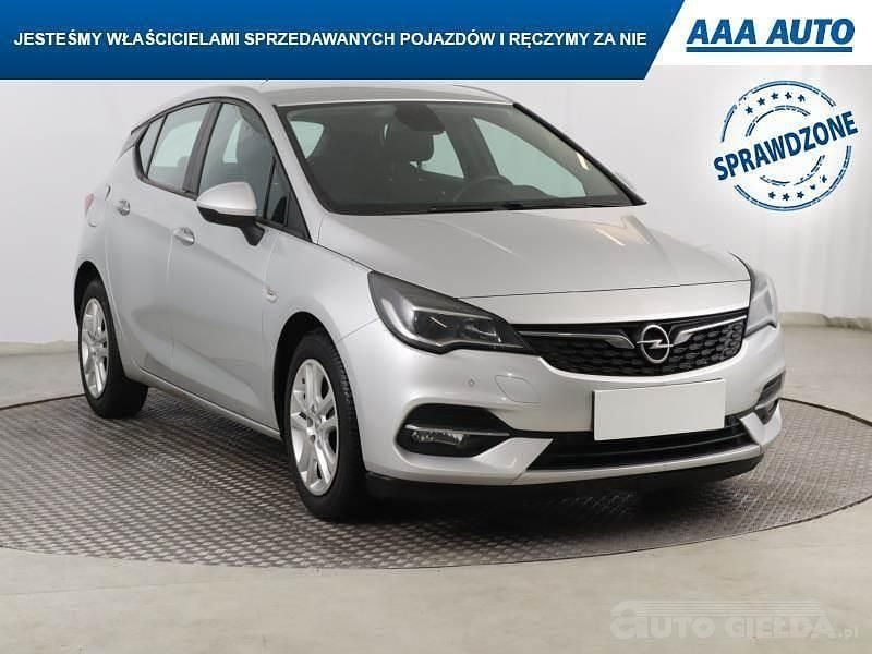 Używany Opel Astra 2019 Srebrny