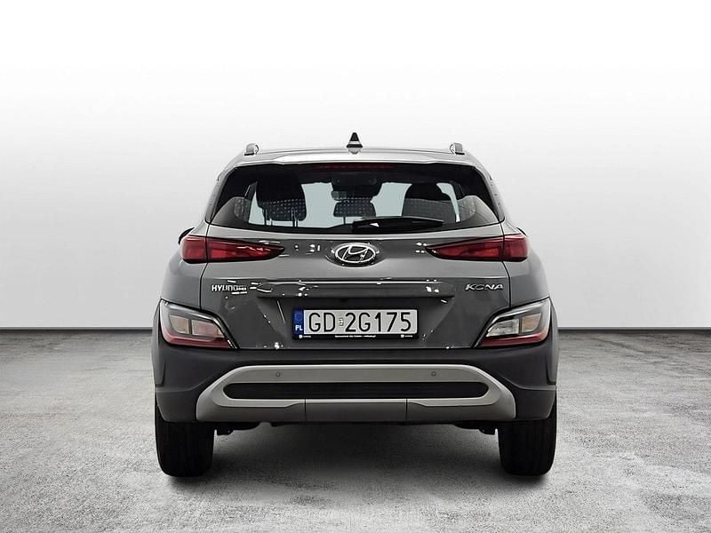 Używany Hyundai Kona 120 KM (88 kW) 2022 Szary SUV