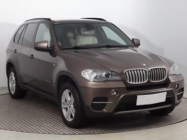 Używany BMW X5 306 KM (225 kW) 2012 Brązowy SUV
