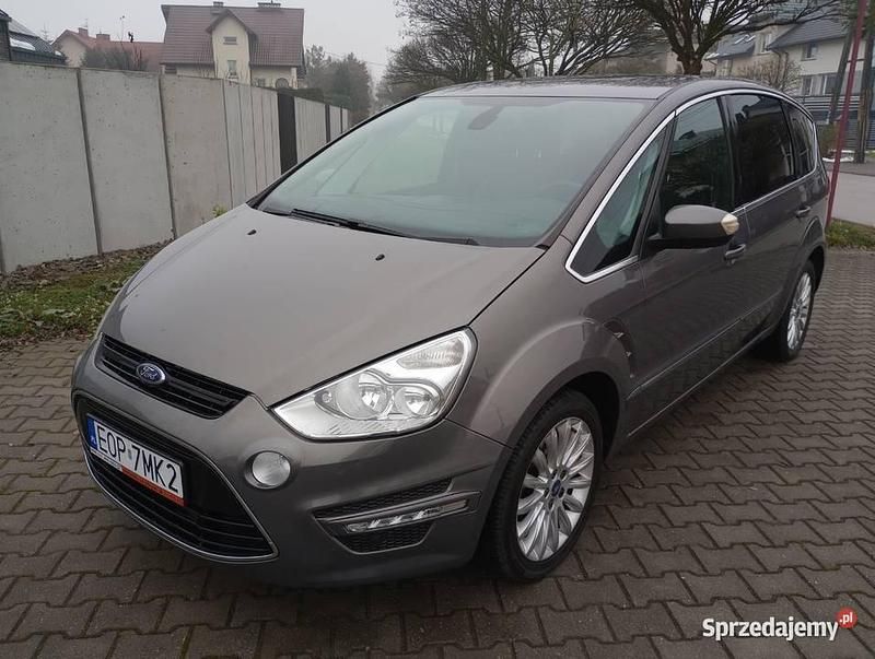 Używany 2011 Ford S-MAX Titanium Minivan | 26 500 zł - Obraz 1/4