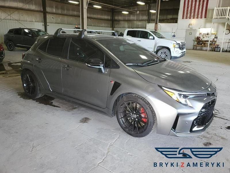 Biały Używany 2025 Toyota Corolla Hatchback | 100 540 zł - Obraz 1/4
