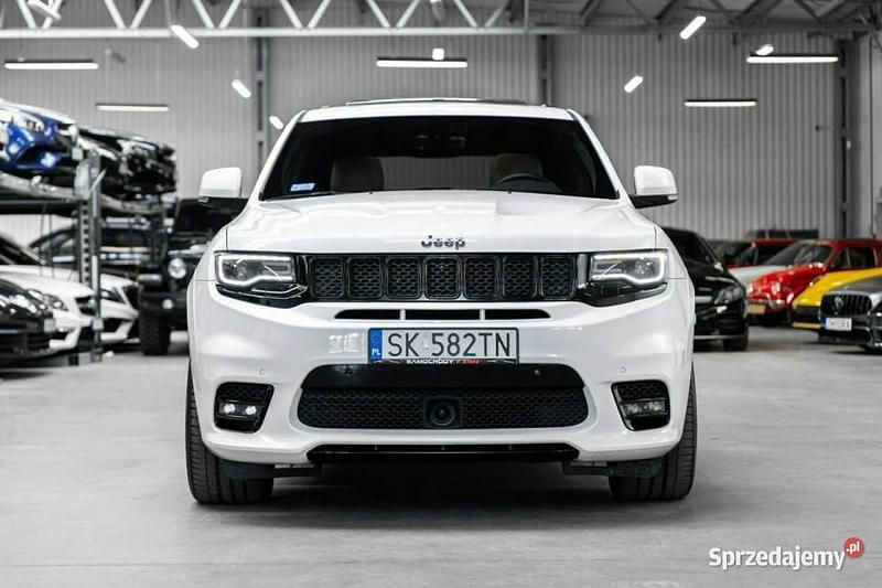 Biały Używany 2017 Jeep Grand Cherokee SRT SUV | 249 900 zł - Obraz 1/4