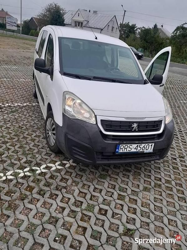 Używany 2016 Peugeot Partner Van | 25 000 zł (Uczciwa cena) - Obraz 1/4