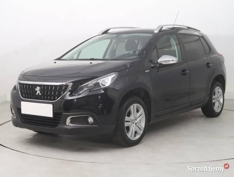 Używany Peugeot 2008 2017 Czarny SUV