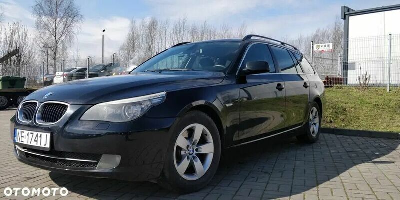 Czarny Używany 2008 BMW 520 Kombi | 21 400 zł (Uczciwa cena) - Obraz 1/4