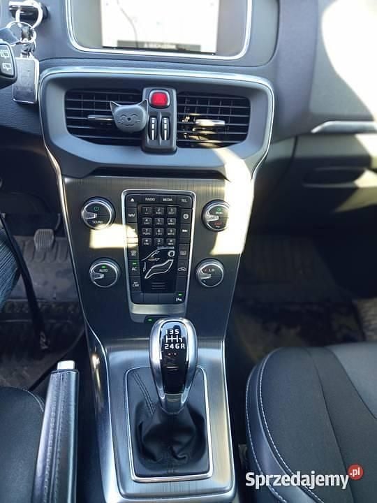 Używany Volvo V40 2014 Czarny Hatchback