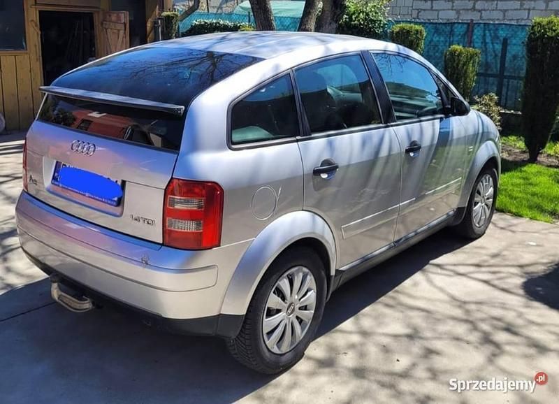 Srebrny Używany 2004 Audi A2 Hatchback | 7000 zł (Uczciwa cena) - Obraz 1/4