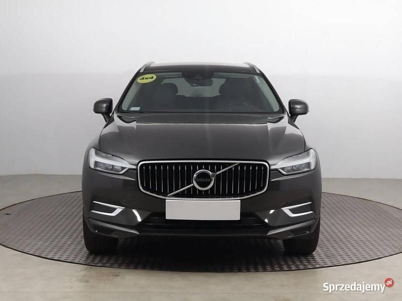Szary Używany 2018 Volvo XC60 SUV | 119 999 zł (Drogi) - Obraz 1/4