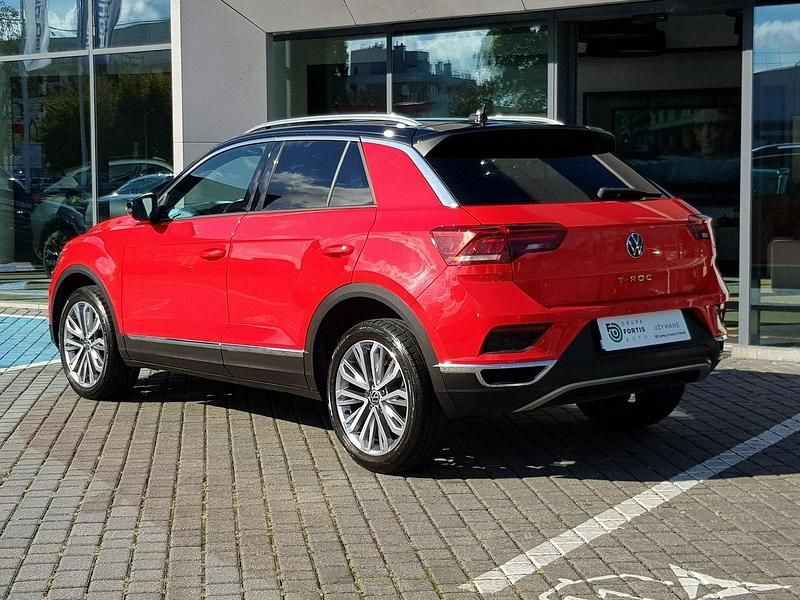 Używany VW T-Roc 150 KM (110 kW) 2021 Czerwony (metalik) SUV