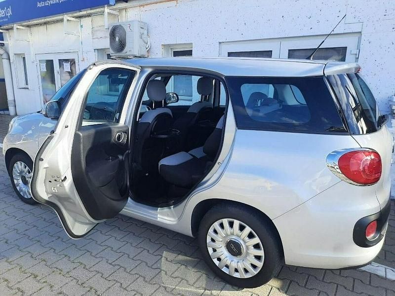 Używany Fiat 500L 105 KM (77 kW) 2016 Srebrny Minivan
