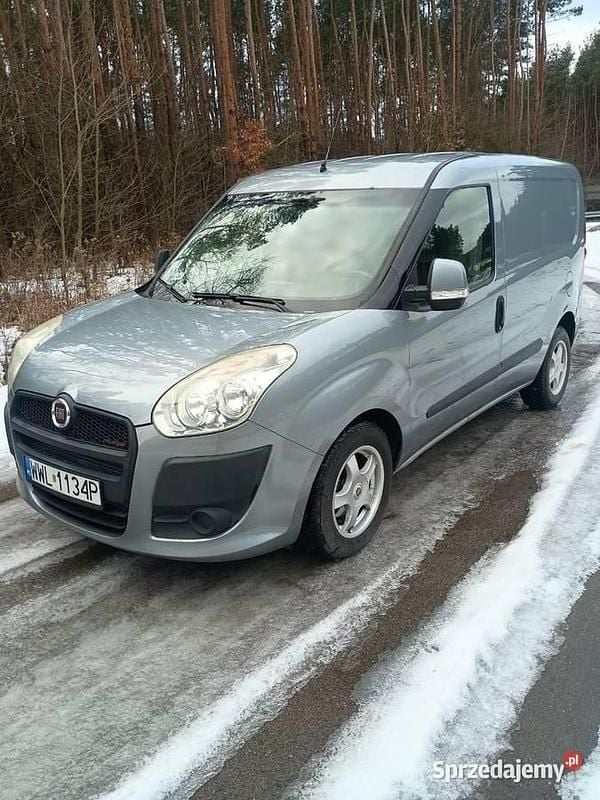 Używany Fiat Doblò 105 KM (77 kW) 2010 Minivan