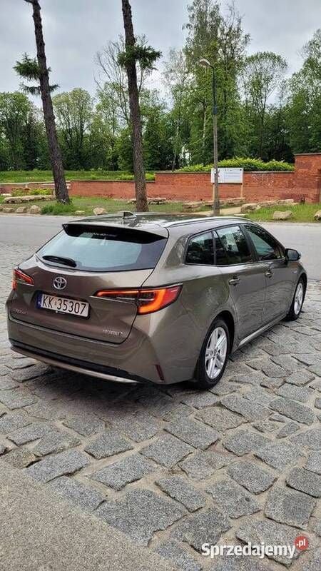 Brązowy Używany 2020 Toyota Corolla Kombi | 78 900 zł (Dobra cena) - Obraz 1/4