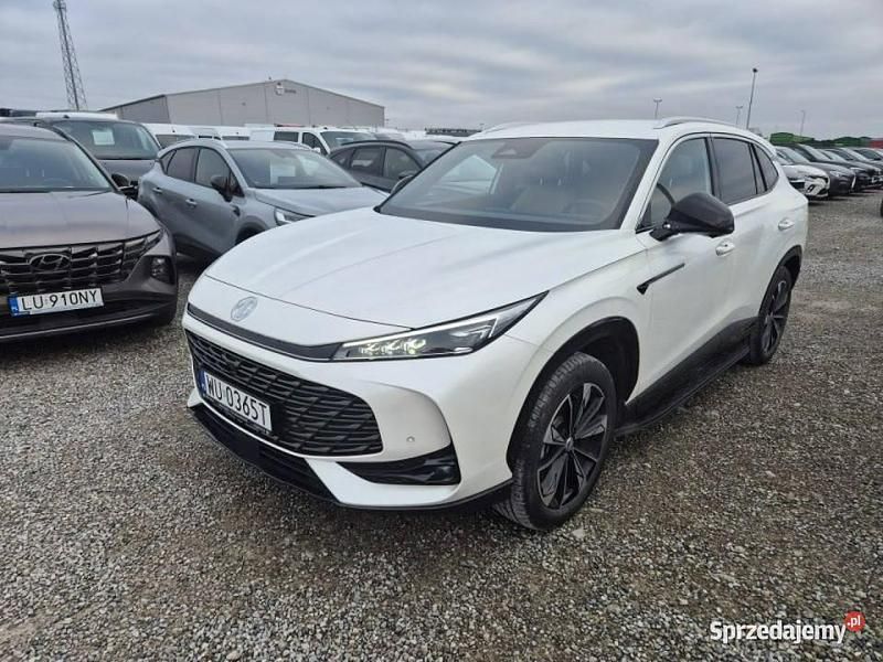 Używany MG HS 143 KM (105 kW) 2024 Biały SUV