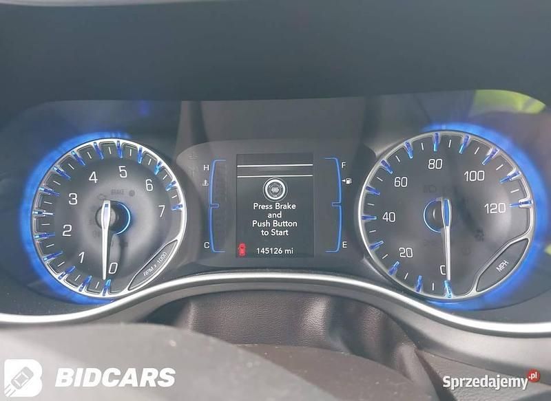 Używany Chrysler Pacifica 2017 Minivan