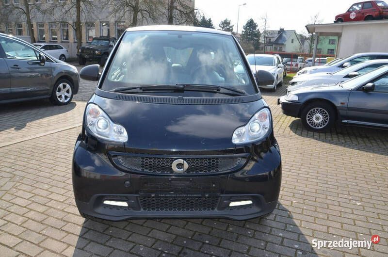 Czarny Używany 2013 Smart ForTwo Coupé Hatchback | 14 900 zł - Obraz 1/4