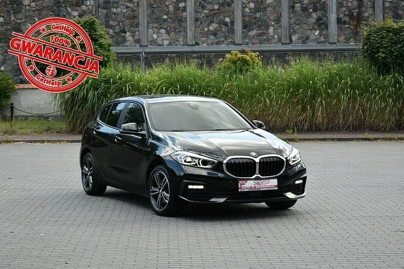 Czarny Używany 2022 BMW 118 Hatchback | 89 900 zł (Dobra cena) - Obraz 1/4